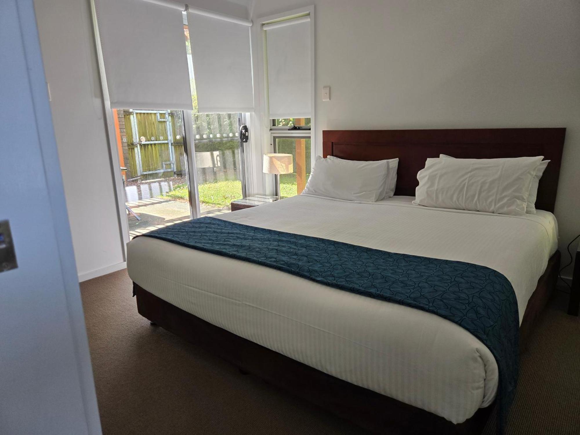 Quarterdecks Retreat Urangan Exterior foto
